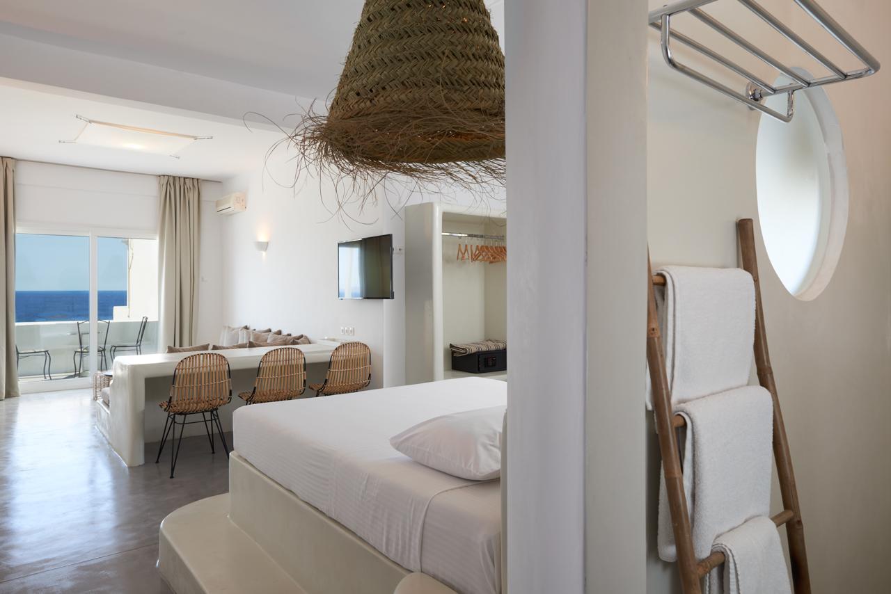 Tinos Beach Hotel Otel 4*