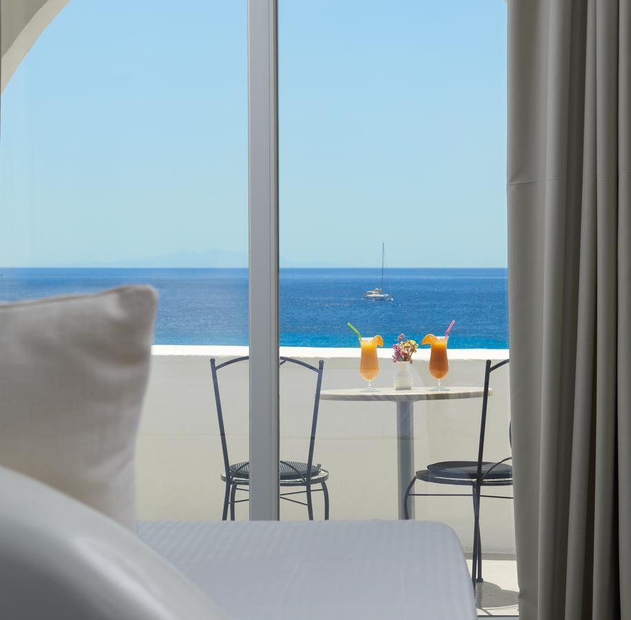 Tinos Beach Hotel Otel 4*